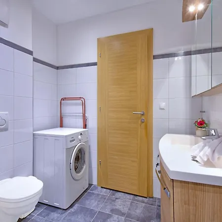 Alpine Vicky Apartmán *